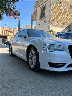 کرایسلەر 300